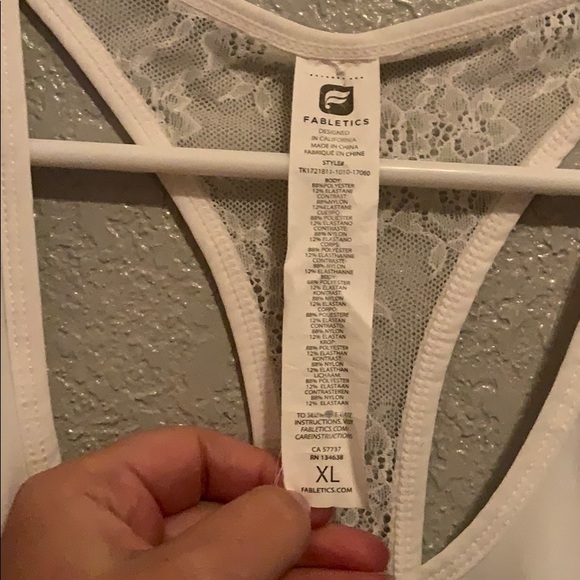 Fabletics tank - Picture 2 of 5